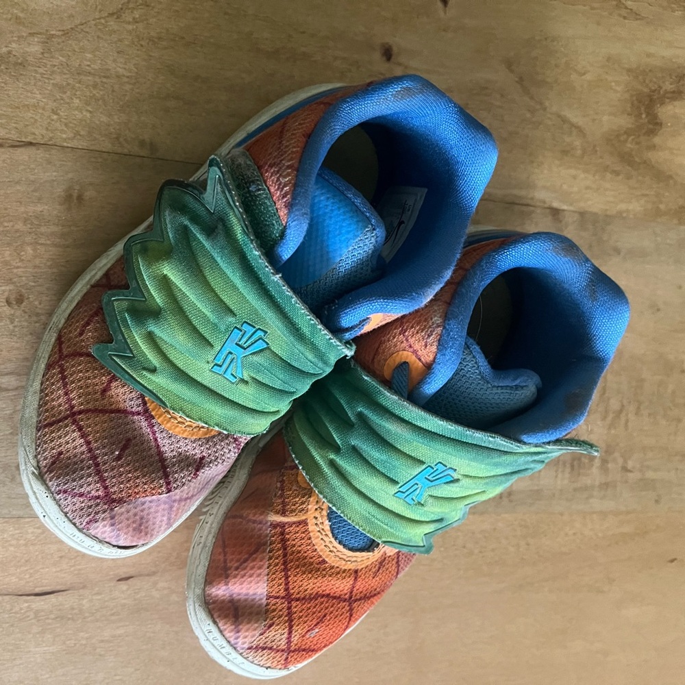 SpongeBob Pineapple Kyrie Shoes